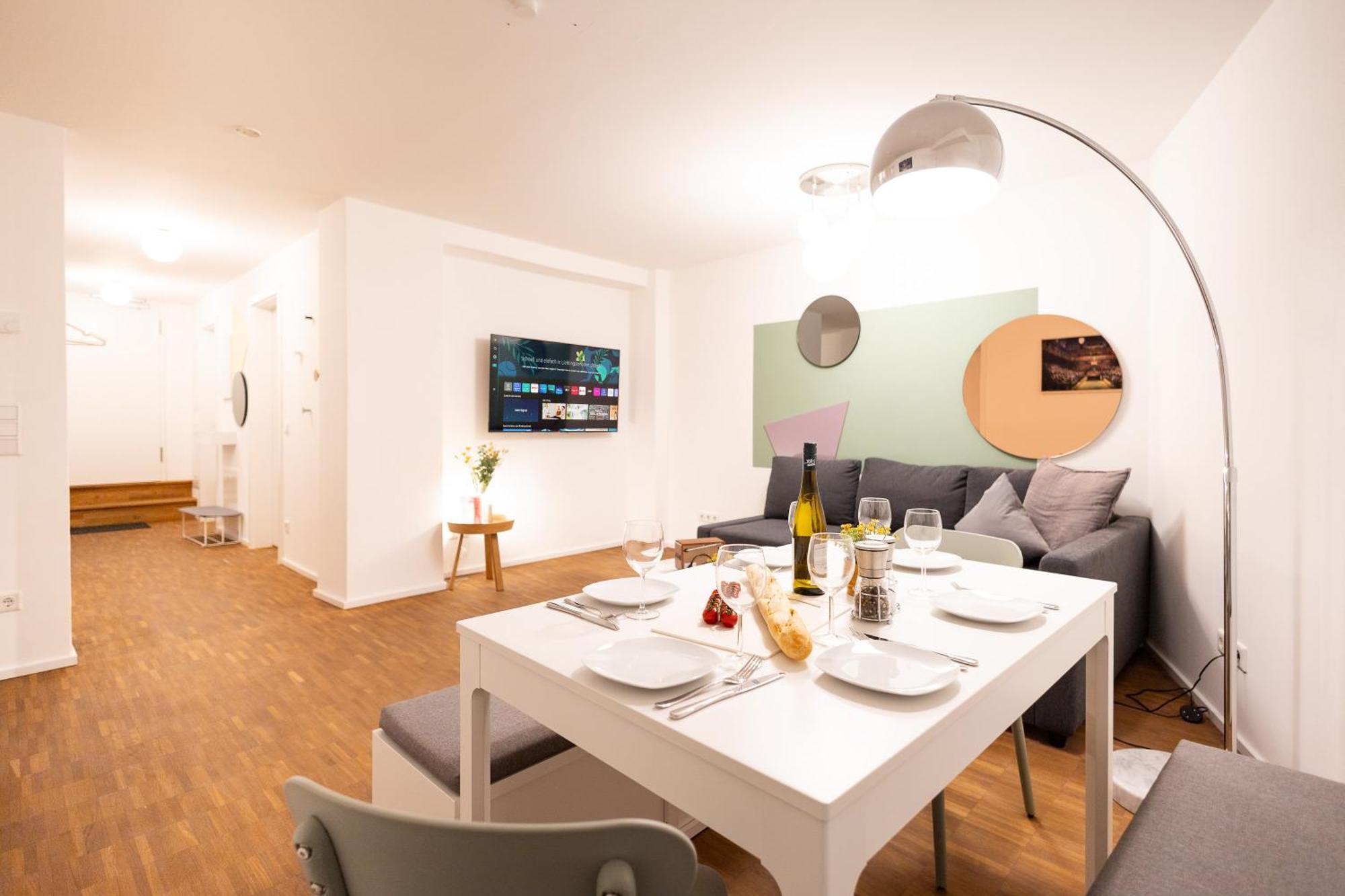 Ko-Living - Yellow Submarine Suite - Altstadt - Kueche - 2 Sz - Getrennte Betten - Bis 7 Gaeste Halle  外观 照片